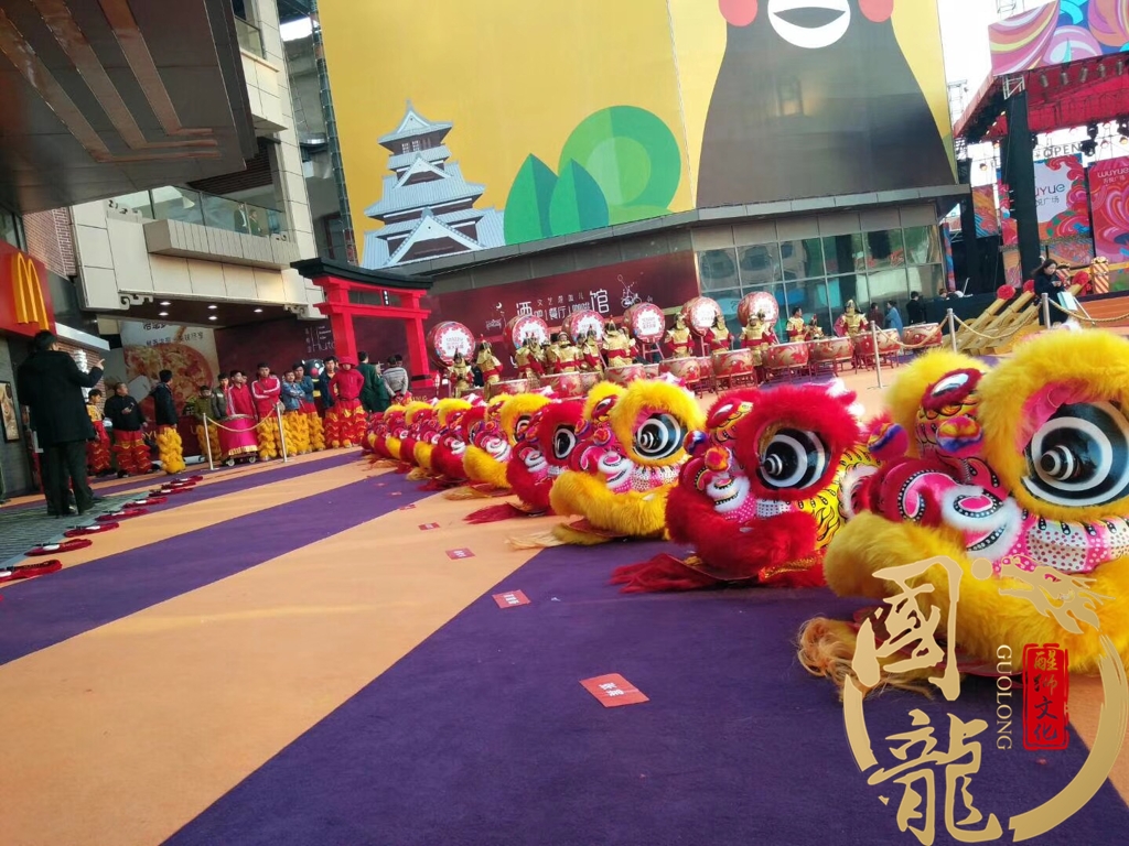 深圳商场购物中心开业舞狮表演